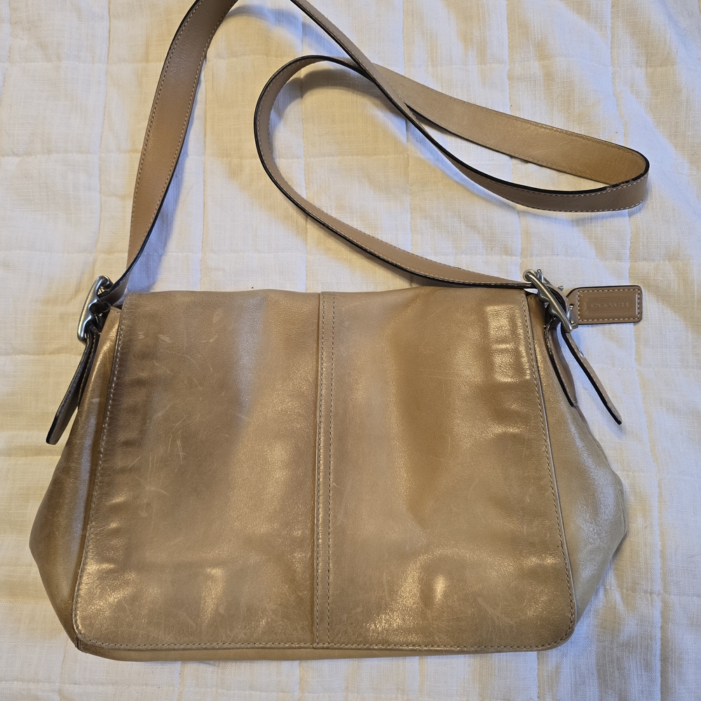Vintage Coach Tan Leather Shoulder Bag